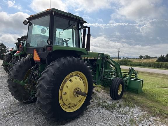 Image of John Deere 4455 equipment image 3