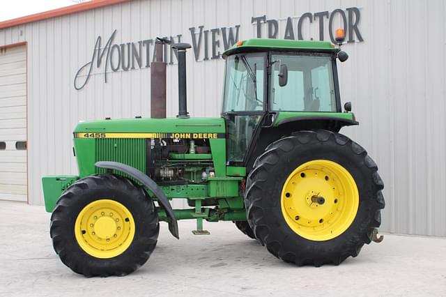 Image of John Deere 4455 equipment image 2