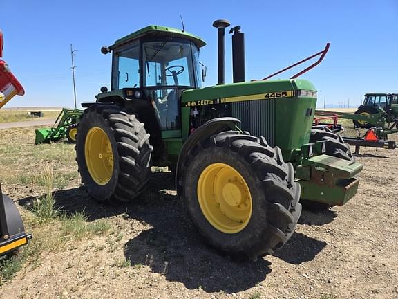 Image of John Deere 4455 equipment image 2