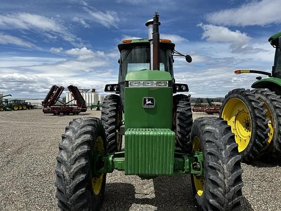 Image of John Deere 4455 equipment image 4