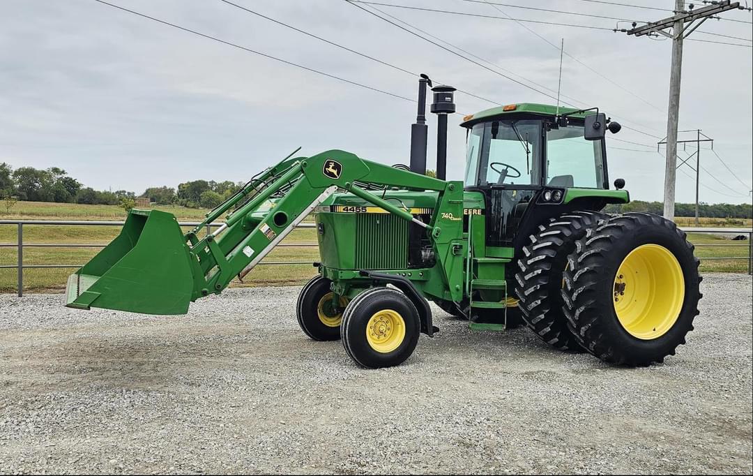 Image of John Deere 4455 Primary image