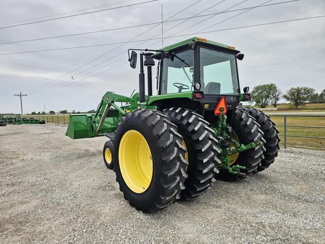 Image of John Deere 4455 equipment image 3