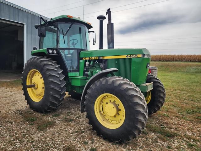 Image of John Deere 4455 equipment image 1