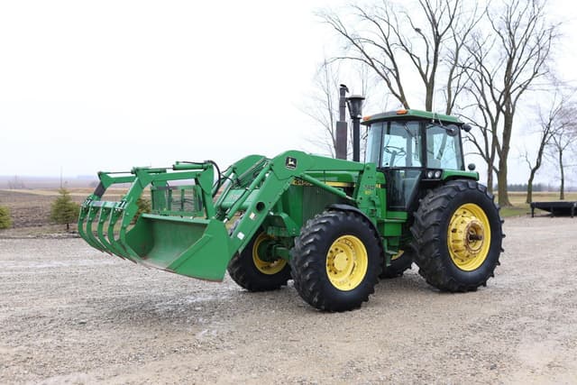 Image of John Deere 4455 equipment image 1