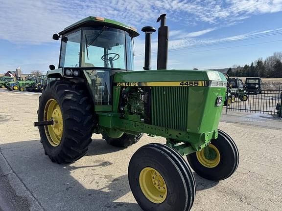 Image of John Deere 4455 equipment image 3