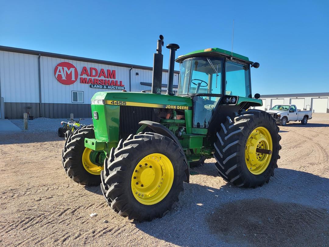 Image of John Deere 4455 Primary image