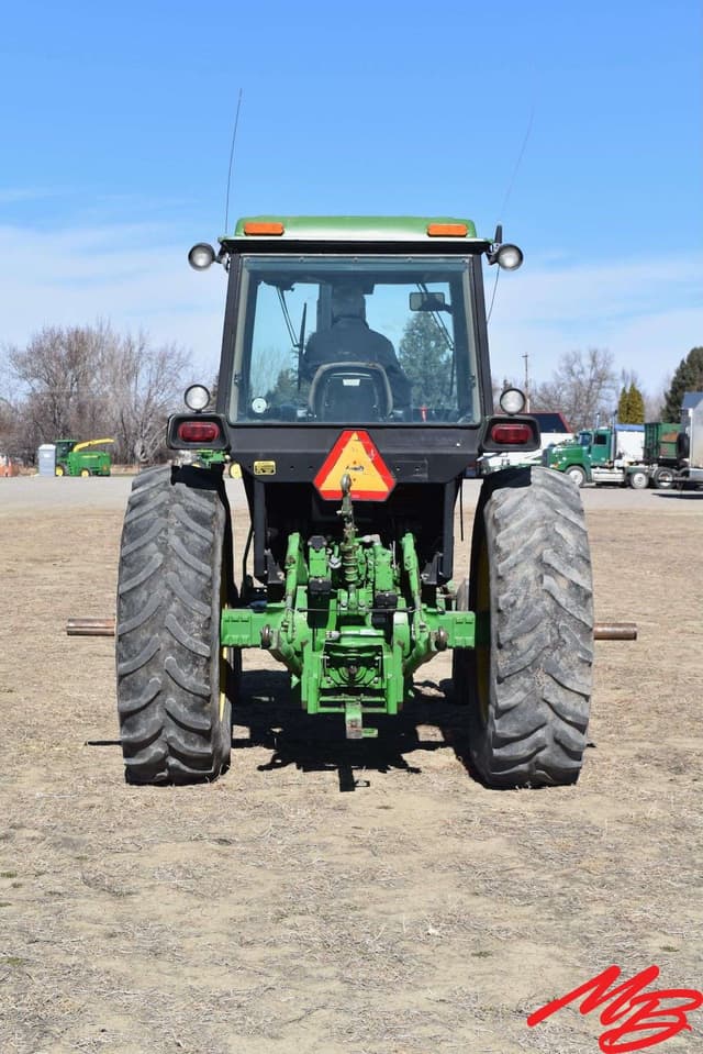 Image of John Deere 4455 equipment image 4