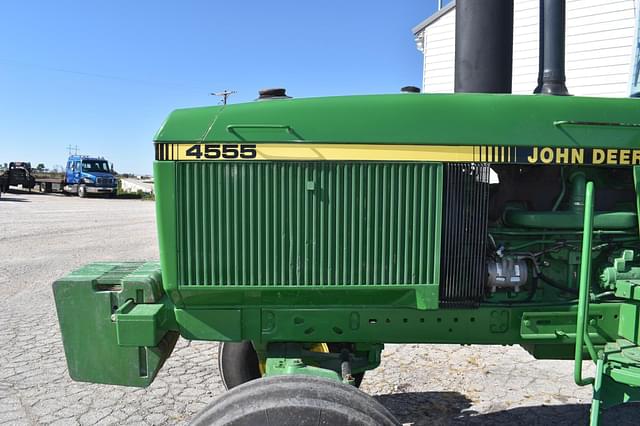 Image of John Deere 4555 equipment image 2