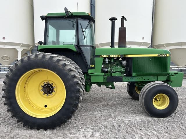 Image of John Deere 4555 equipment image 3