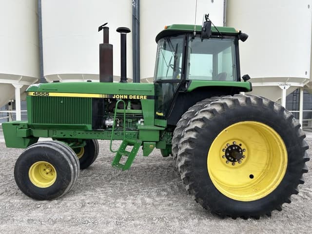 Image of John Deere 4555 equipment image 2