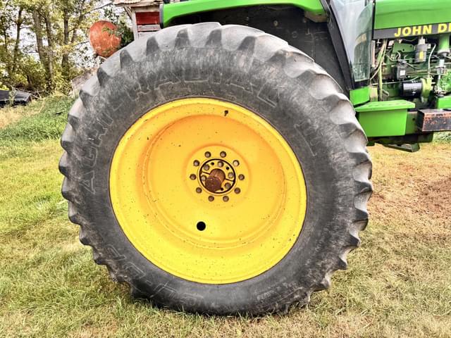 Image of John Deere 4555 equipment image 3
