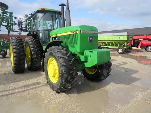 Image of John Deere 4555 equipment image 2