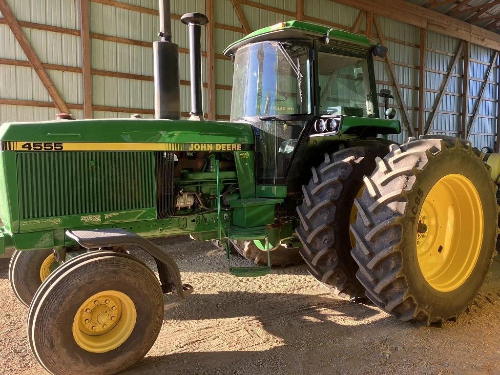 Image of John Deere 4555 Image 0