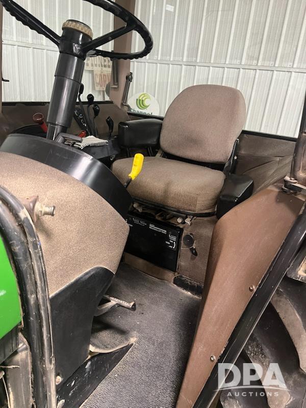 Image of John Deere 4555 equipment image 4