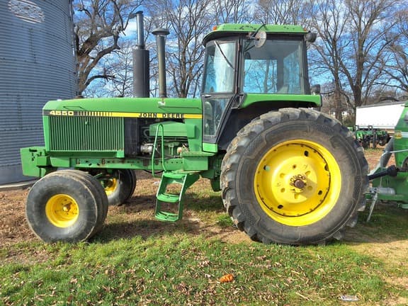 Image of John Deere 4650 equipment image 1
