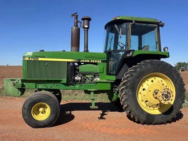 Image of John Deere 4755 equipment image 2
