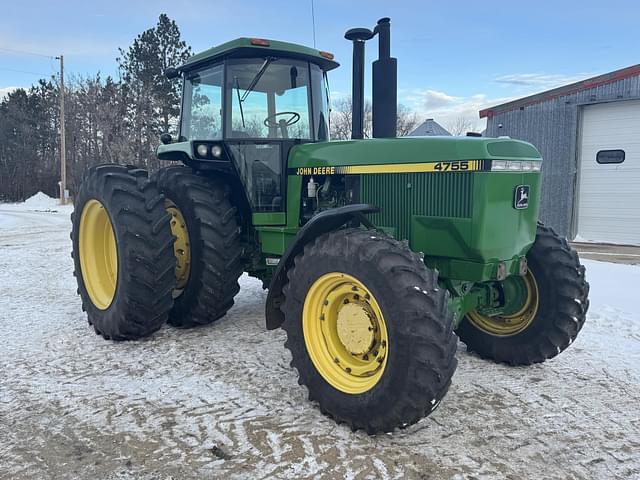 Image of John Deere 4755 equipment image 1