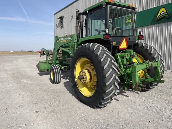 Image of John Deere 4755 equipment image 3