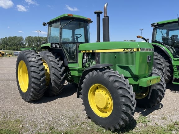 1989 John Deere 4755 Equipment Image0