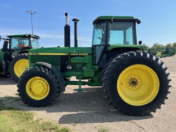 Image of John Deere 4755 Primary image