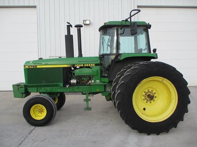 Image of John Deere 4755 equipment image 3