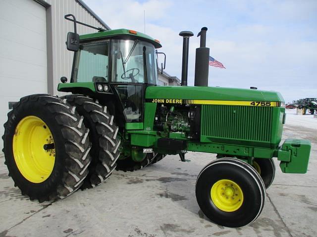 Image of John Deere 4755 equipment image 1