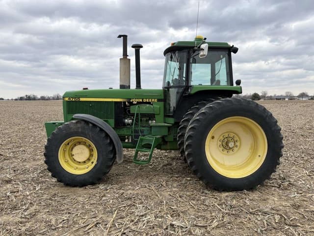 Image of John Deere 4755 equipment image 1