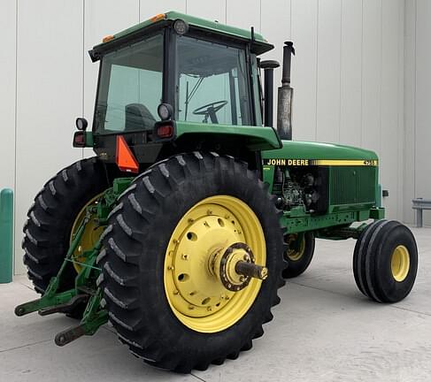 Image of John Deere 4755 equipment image 2
