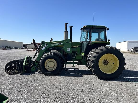 Image of John Deere 4755 equipment image 1