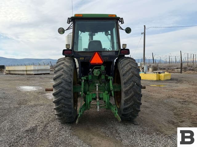 Image of John Deere 4755 equipment image 3
