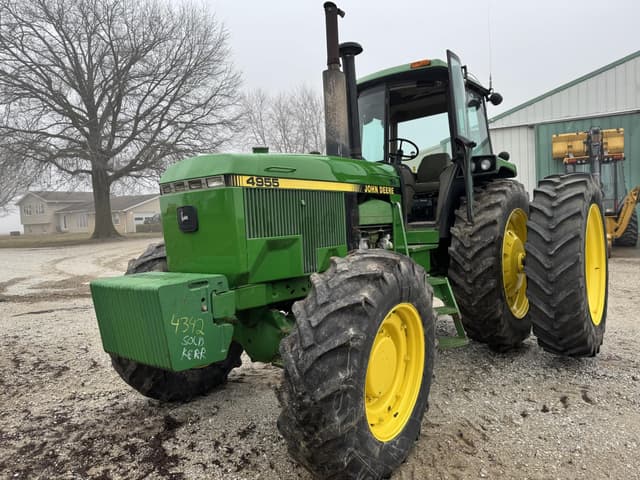Image of John Deere 4955 equipment image 3