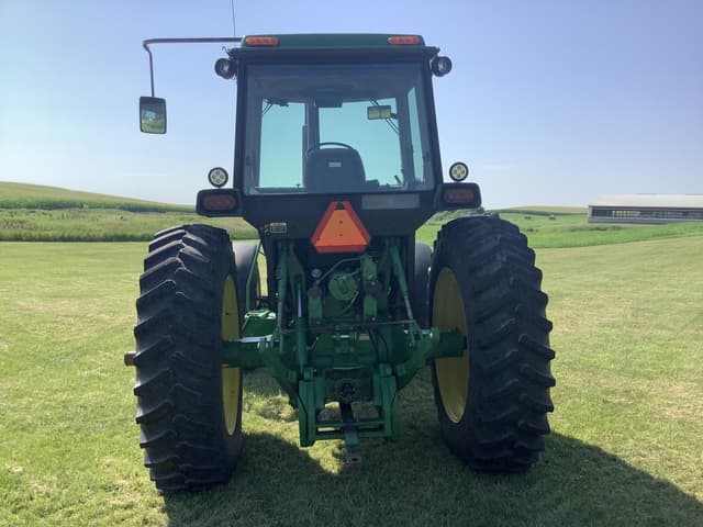 Image of John Deere 4955 equipment image 3