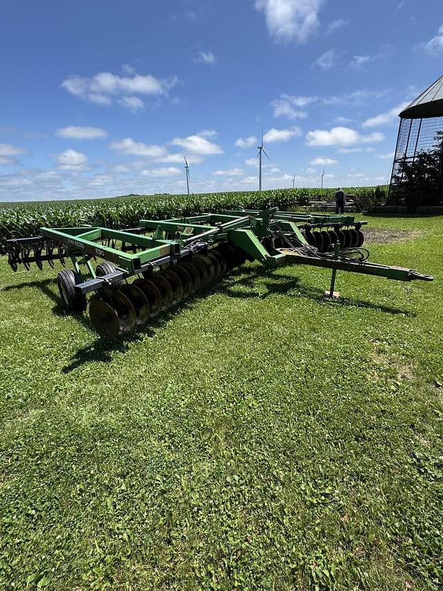 Image of John Deere 630 equipment image 1