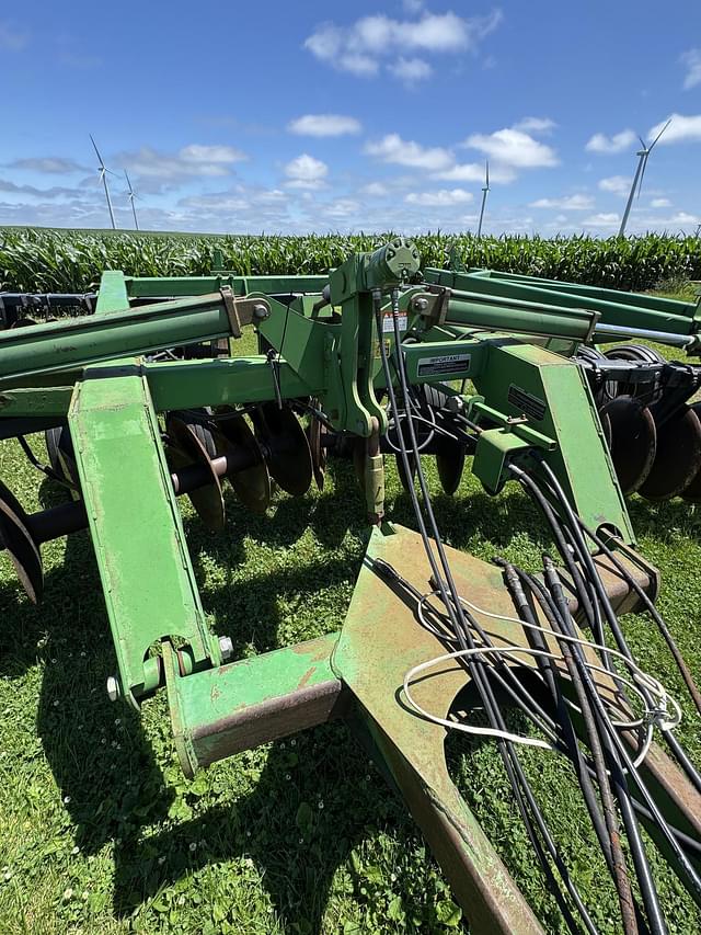 Image of John Deere 630 equipment image 3