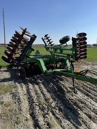 Image of John Deere 630 equipment image 2