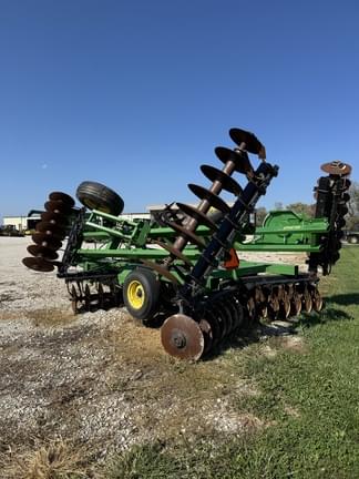 Image of John Deere 630 equipment image 3