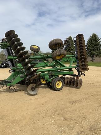 Image of John Deere 635 Primary image
