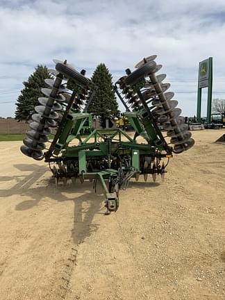 Image of John Deere 635 equipment image 1