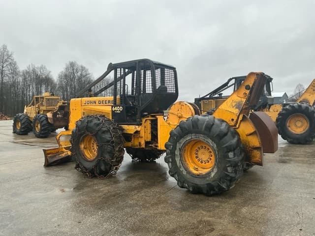 Image of John Deere 640D equipment image 2