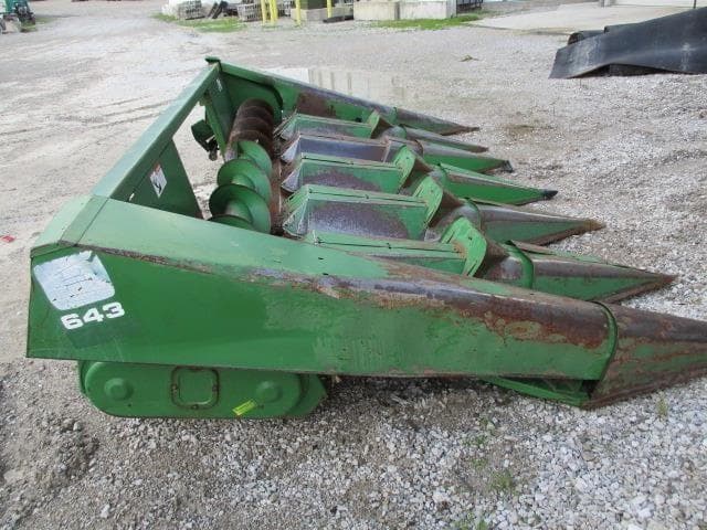Image of John Deere 643 equipment image 3