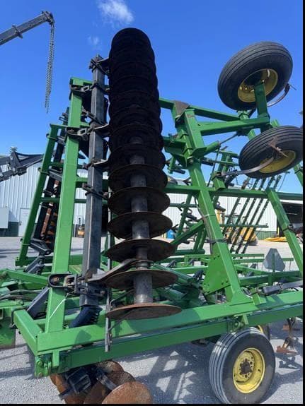 Image of John Deere 724 equipment image 4