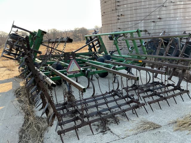 Image of John Deere 724 equipment image 4