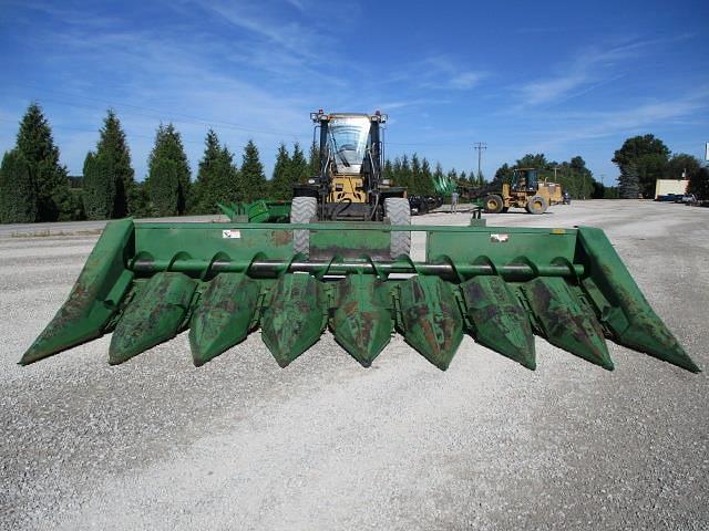 Image of John Deere 843 equipment image 1