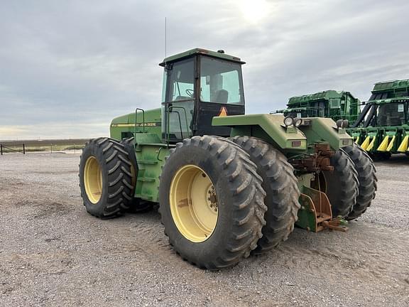 Image of John Deere 8760 equipment image 1