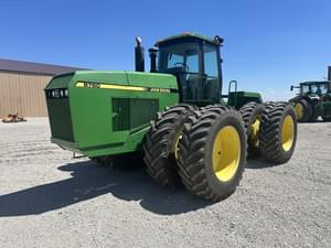 1989 John Deere 8760 Image