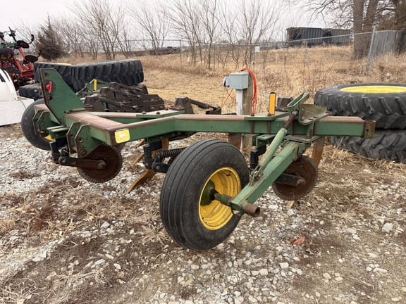 1989 John Deere 915 Equipment Image0