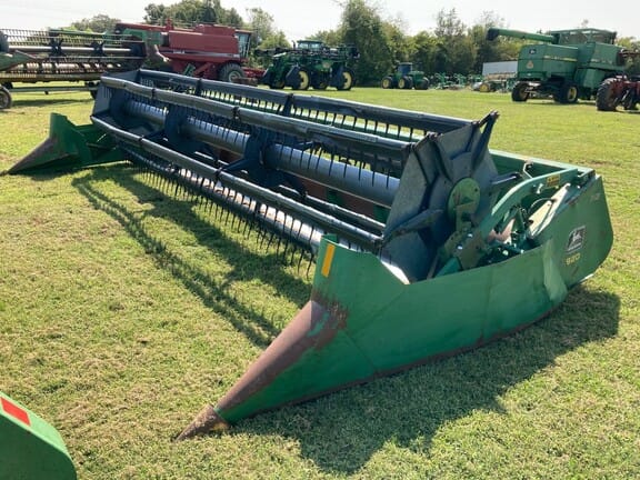 Main image John Deere 920F