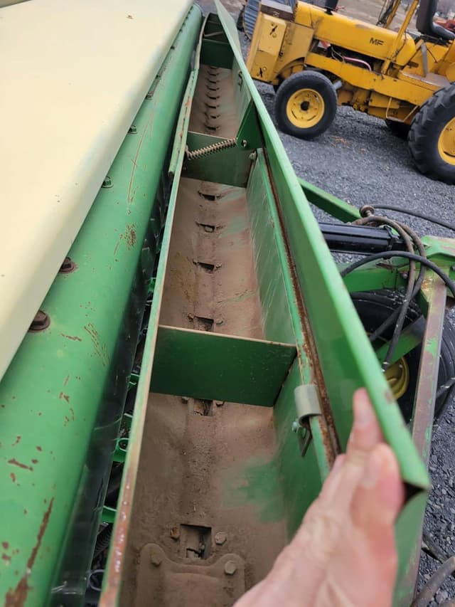 Image of John Deere 9300 equipment image 4