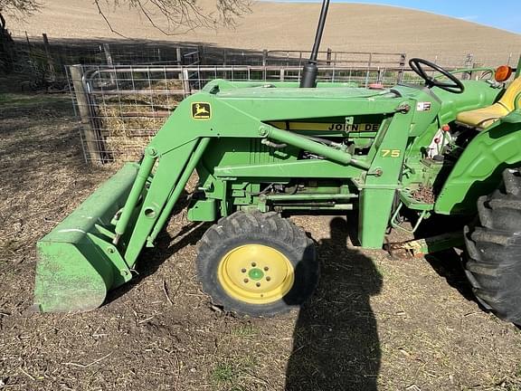 Image of John Deere 950 equipment image 1