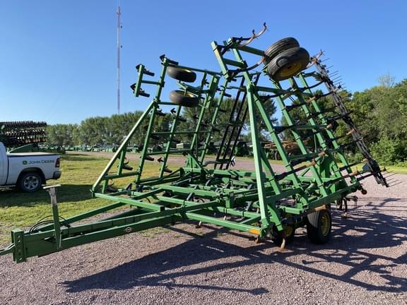 Image of John Deere 960 equipment image 2